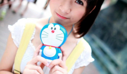 麻豆小敬,时尚界的璀璨新星